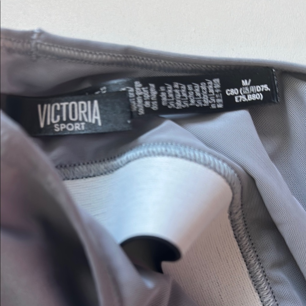 Victorias Secret Gray Sports Bra, size medium - Picture 4 of 4